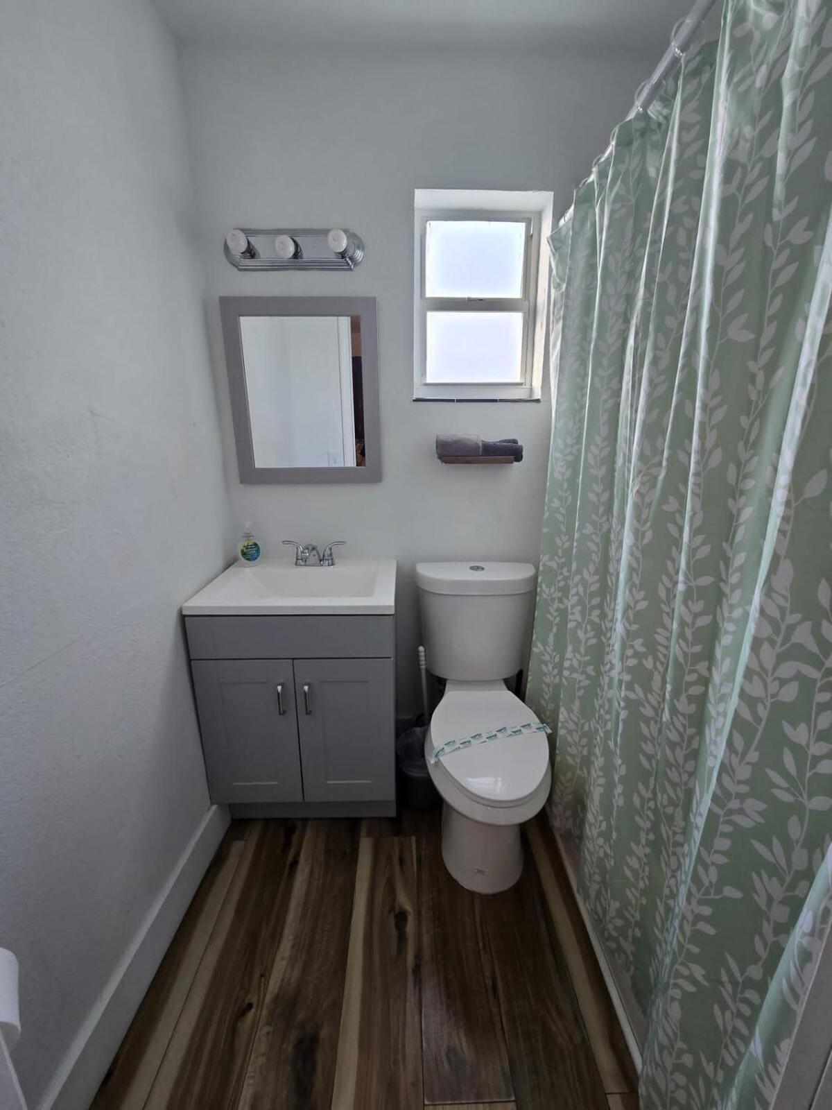 Cozy Place Near Design District - 4 Appartement *